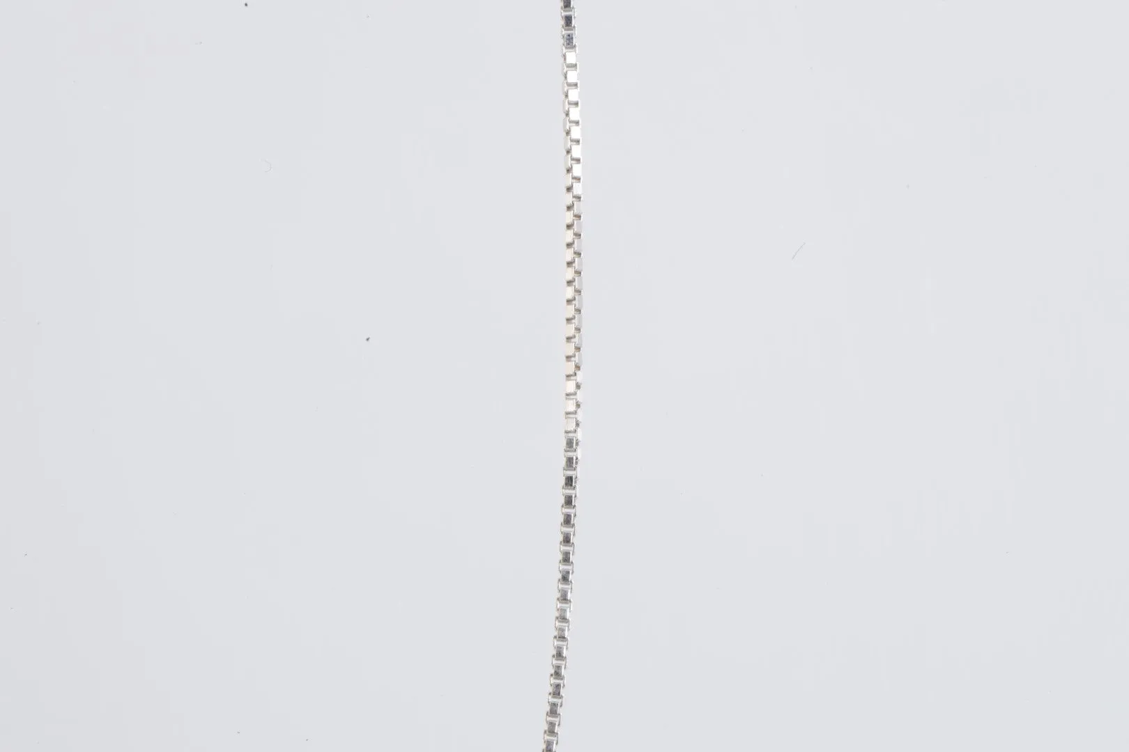 16.5" 18k White Gold Box Chain (1.92g.)