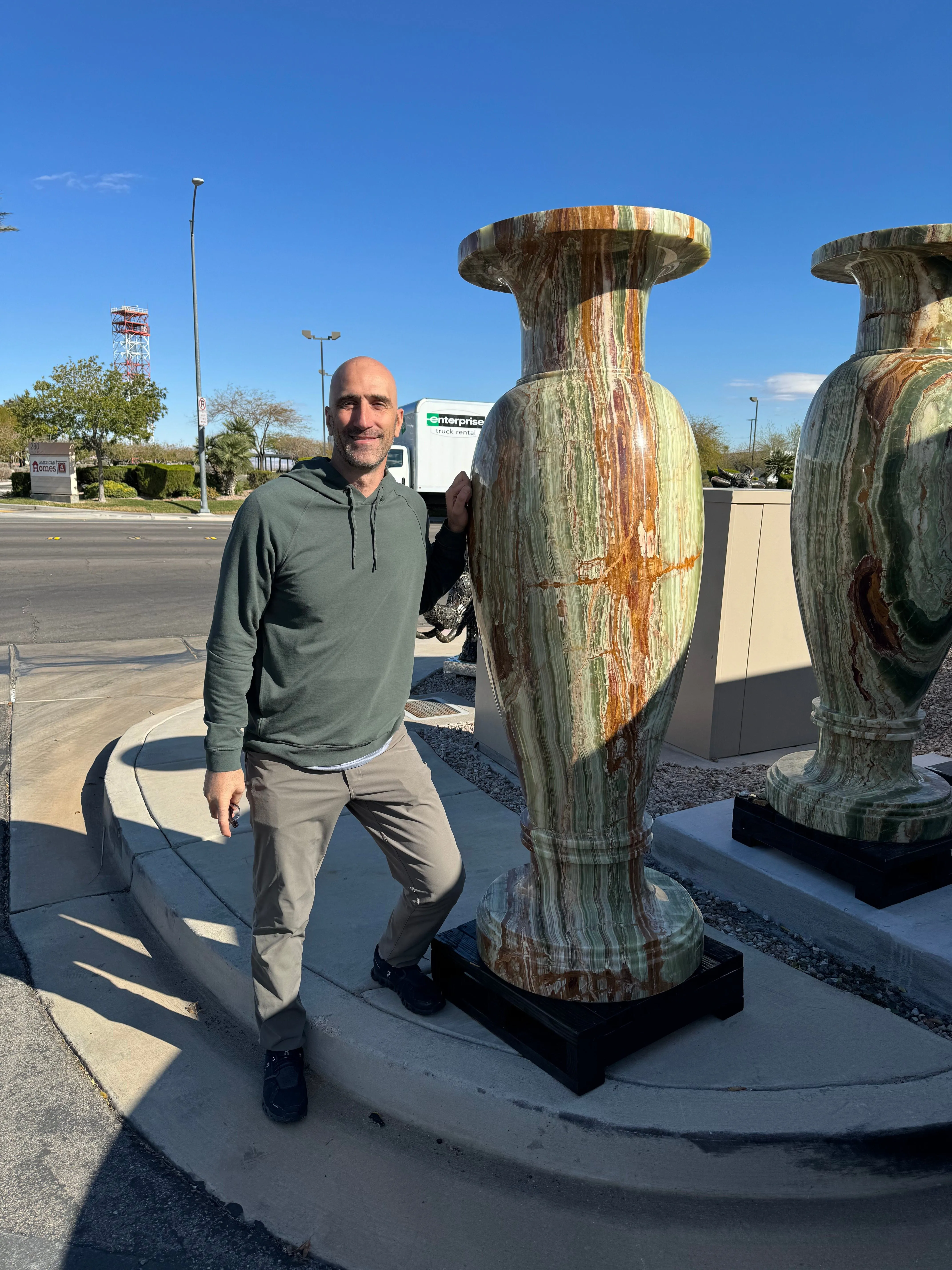 Pakistan Green Onyx Vase - 72