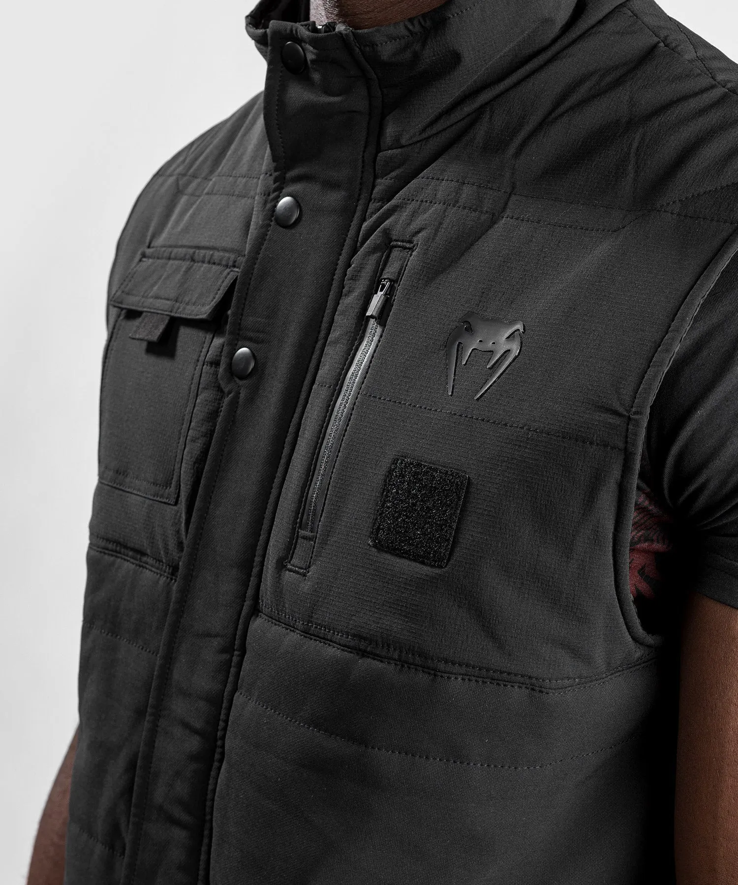 Venum Altitude Sleeveless Jacket  - Black